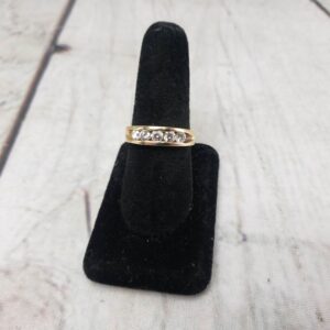 Ring YG Mens Sz 9.5 4.0DWT 14k Yellow Gold, 5x .15ct (each) Round Cut Diamonds