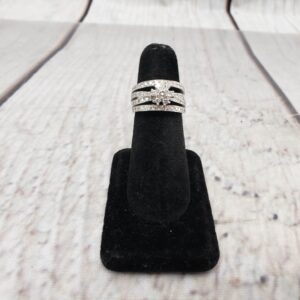 Ring WG Women Sz 6 6.05DWT 14k White Gold, Round Cut Diamonds in Flower Pattern