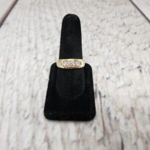 Ring YG Mens Sz 9.5 4.70DWT 14k Yellow Gold Band, 5x Round Cut Diamonds